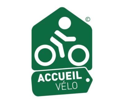 Venir en vélo à la Ferme aux Crocodiles - Réserve Tropicale à Pierrelatte